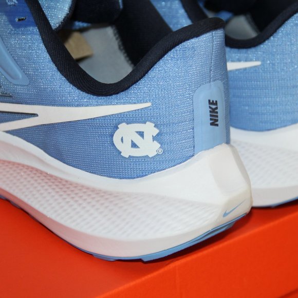 Nike Pegasus 39 UNC Tarheels Running Mens 8.5 North Carolina - Picture 6 of 8